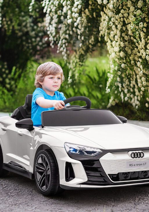Licensed Audi RS e-tron GT 12V Ride On Car Truck for Kids, Electric Car Ride On Vehicle w/Parent Remote Control, Music, Lights, for Toddlers, White