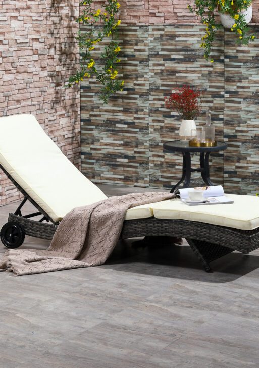 Wicker Chaise Lounge Chair Outdoor PE Rattan Cushioned Patio Sun Lounger with 5-Level Adjustable Backrest & Wheels for Easy Movement, Cream White