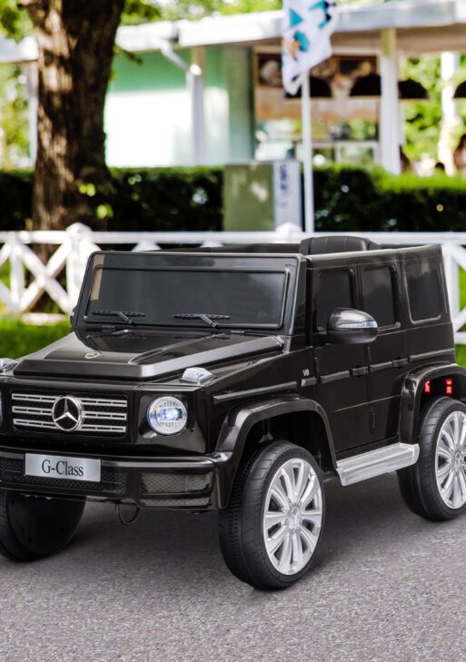 12V Mercedes Benz G500 Licensed Kids Electric Car with Remote Control, Headlights, Music, Suspension, Storage, Black