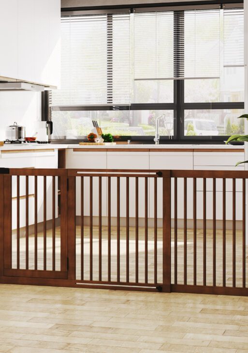 Freestanding Length Adjustable Wooden Pet Gate with Lockable Door 3 Panels, Brown