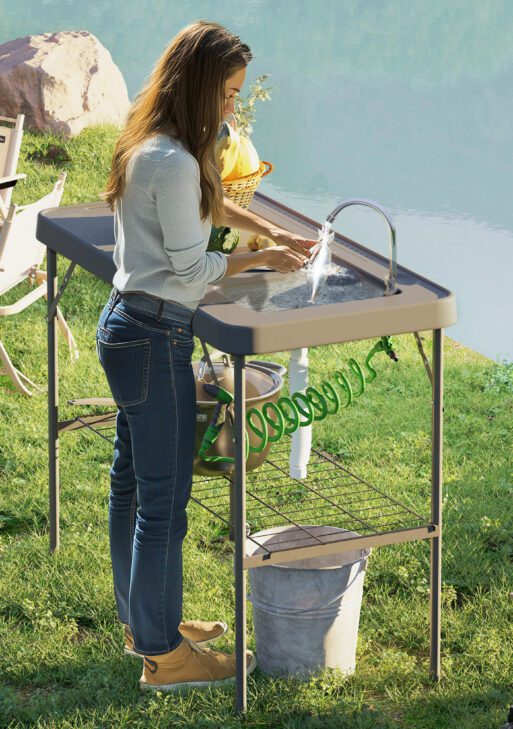 Folding Fish Cleaning Table with Sink, Portable Camping Table with Faucet, Drainage Hose, Sprayer and Shelf, Gray